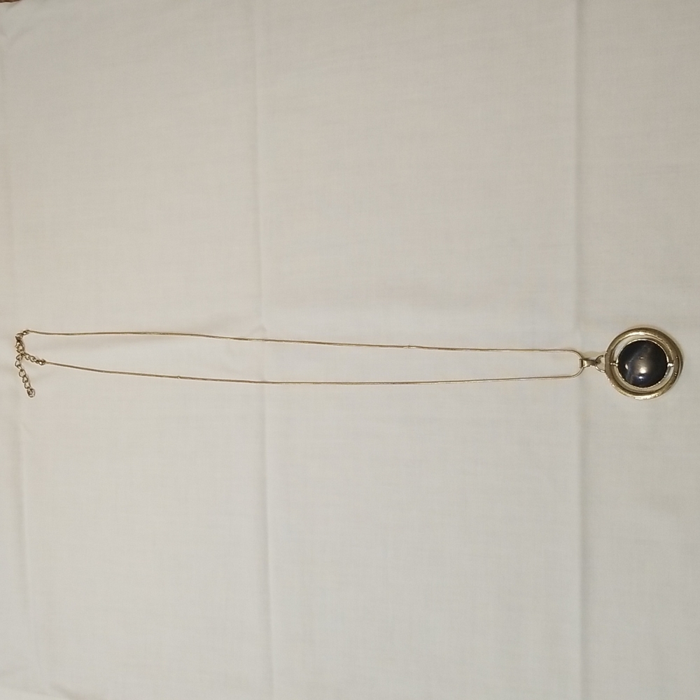 Anxiety/fidget spinner necklace, long faux gold chain with black pendant, NWOT